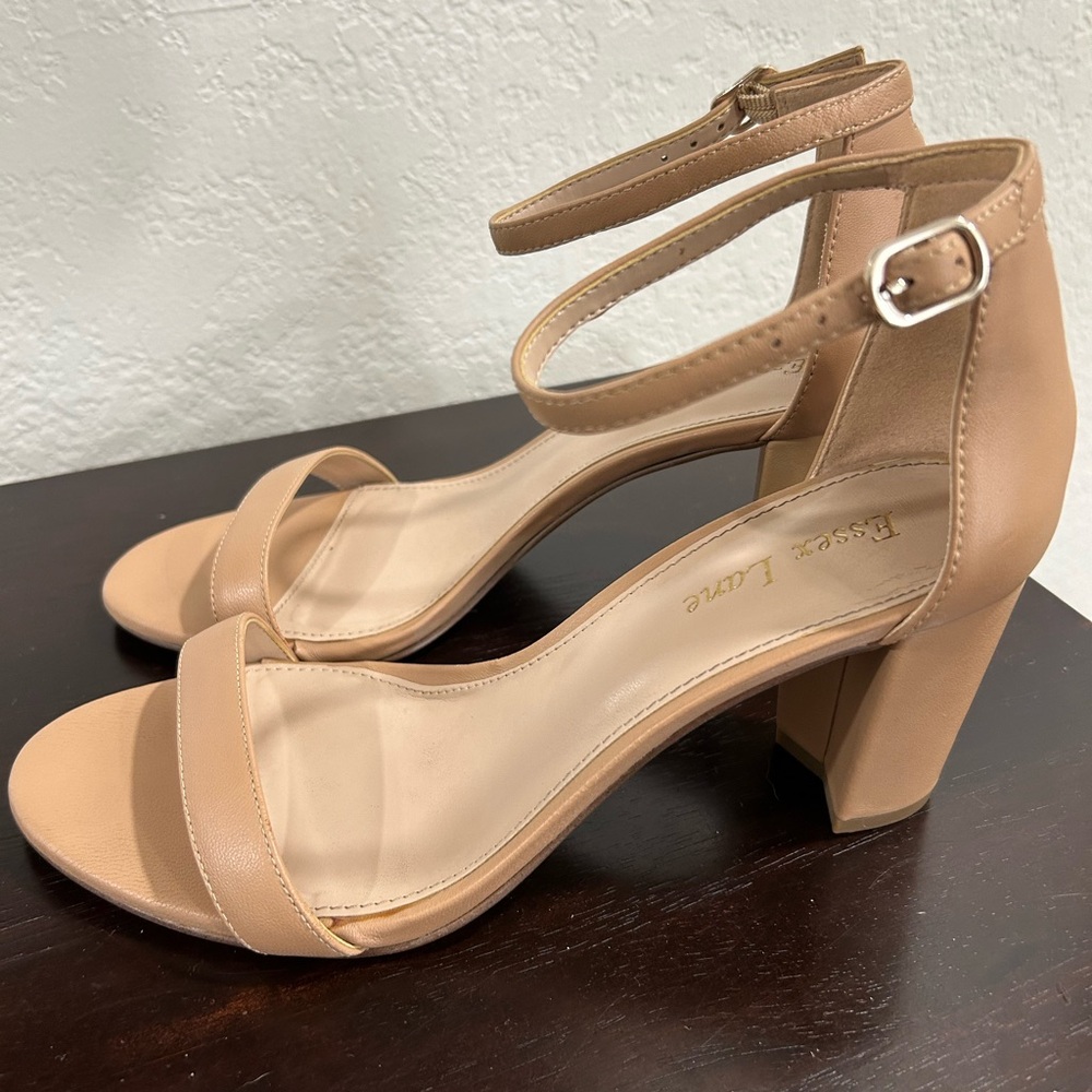 Essex Lane heels.  Size 8.5